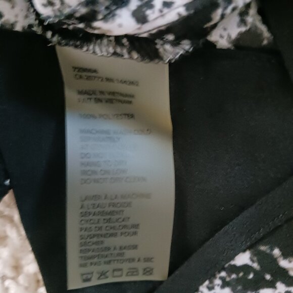 DEX Women's Sleeveless Top Size Medium White Black Animal Print Light Shear - Picture 6 of 8